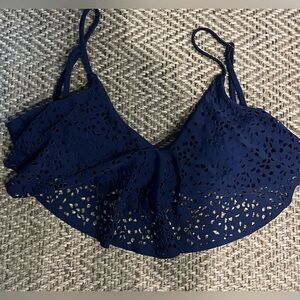PRE-OWNED ARIZONA JEANS JUNIORS RUFFLED BIKINI TOP - NAVY BLUE- MEDIUM
